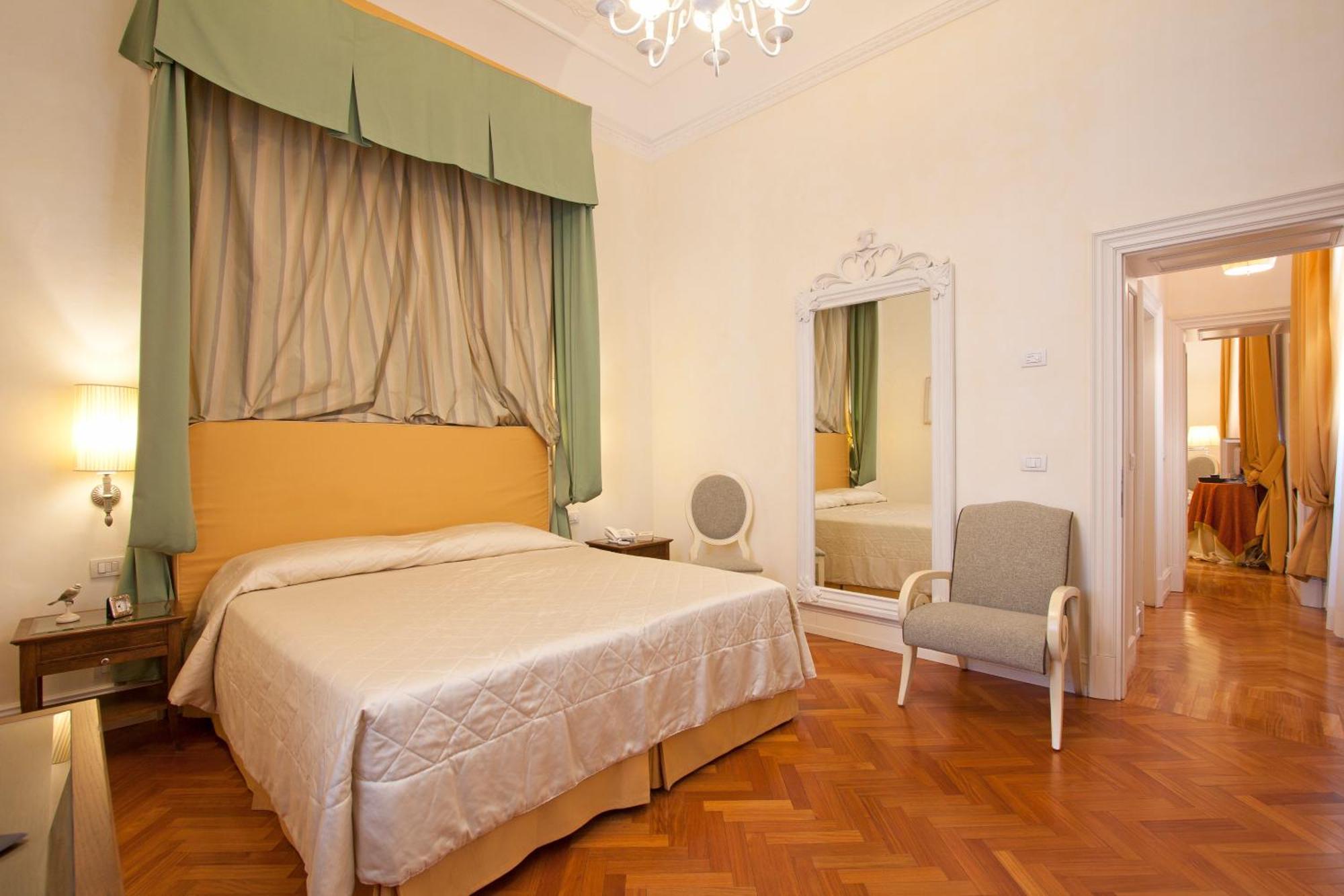 Serristori Palace Residence Florencja Pokój zdjęcie